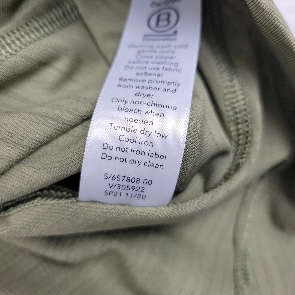 Athleta Pacifica Illume Fitted Tee Swim Surf Paddle Womens 2X Green 657808 - Picture 8 of 9
